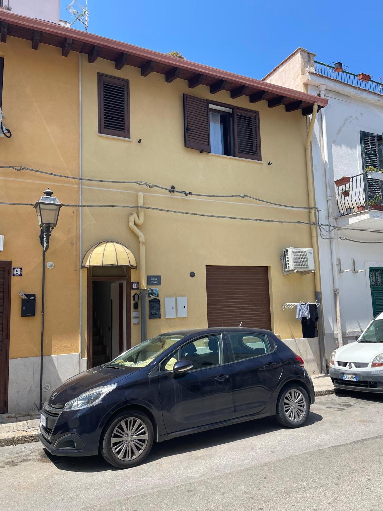 Sinyhouse Apartment Terrasini Bagian luar foto